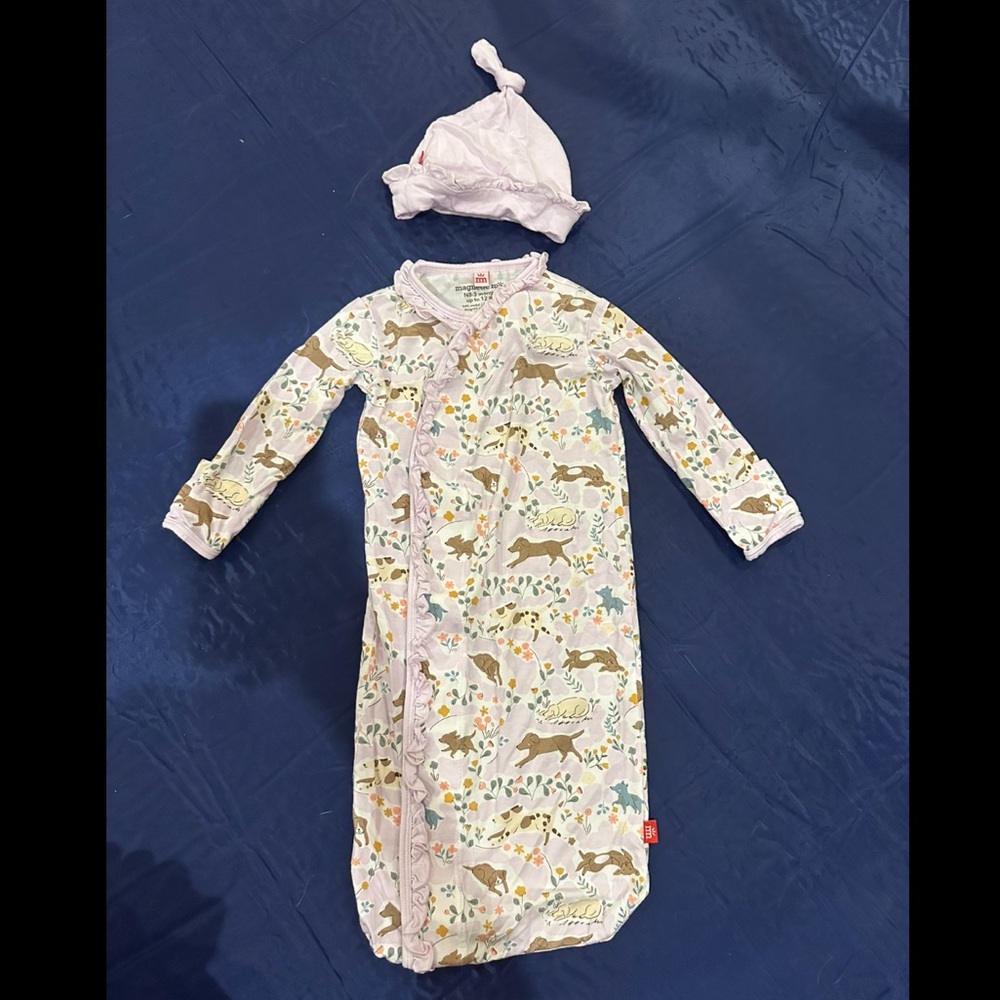 Baby Newborn Magnetic Gown & Hat Set with Best Fur-end Print by Magnetic Me